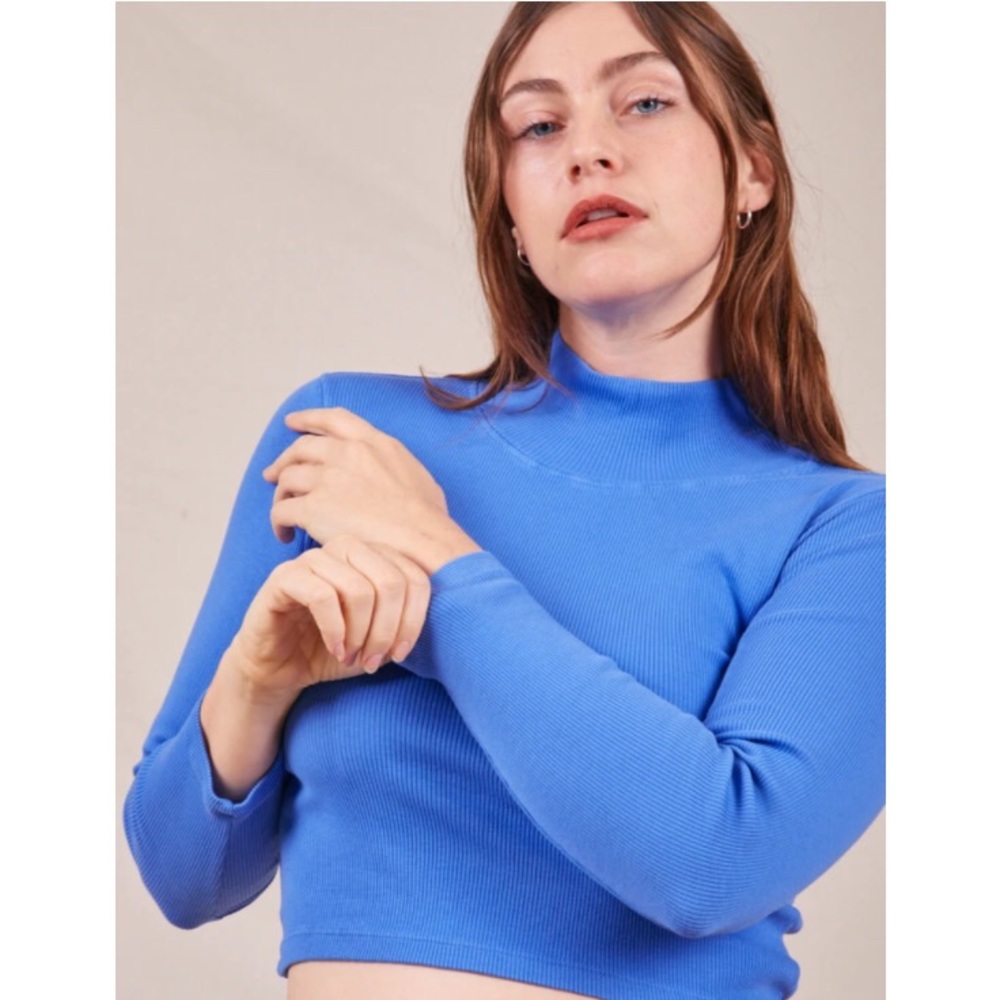 NWOT Big Bud Press Essential Turtleneck in Cornflower Blue